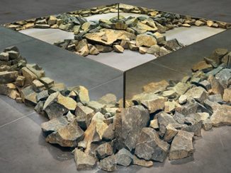 MUMA Robert Smithson, Rocks and Mirror Square II, 1971