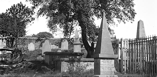 Church of England burial ground, Devonshire Street Cemetery, 1901 - photo by Mrs Arthur George Foster, Mitchell Library - State Library of New South Wales