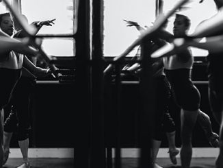 Dance-class-photo-by-Gez-Xavier-Mansfield-on-Unsplash