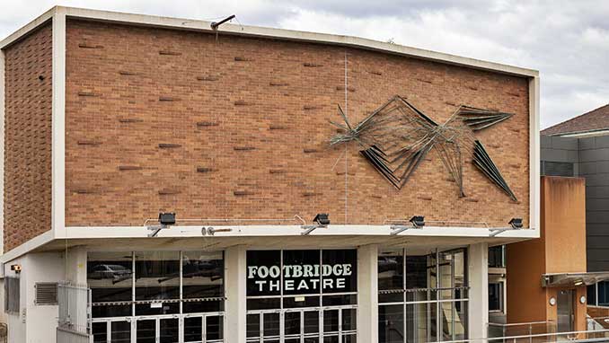 Footbridge-Theatre-with-Lyndon-Dadswell's-University-Life-Sculpture-on-facade
