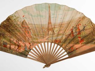 Souvenir fan with a panorama of the Universal Exhibition