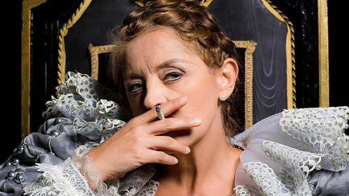 Jeanette Cronin as Queen Bette photo by Richard Hedger