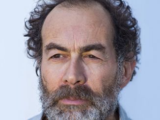 Arts Review On the Couch Brian Lipson
