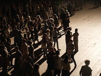 Philippe Parreno, The Crowd, 2015 (film still) © Philippe Parreno, Courtesy Pilar Corrias, Barbara Gladstone, Esther Schipper