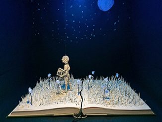 NGV Top Arts Briellen Ramsay, Life that glows, 2016