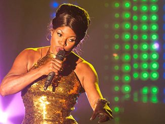 Velvet Marcia Hines - photo by Sam Oster