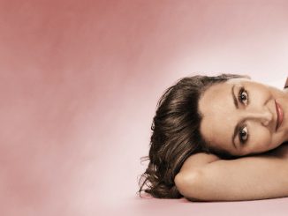 Ensemble Theatre Shirley Valentine Sharon Millerchip AAR