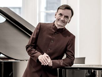 MLive Stephen Hough - photo by Sim Canetty-Clarke