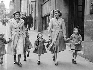 SLM Unidentified family, 1950 (detail)