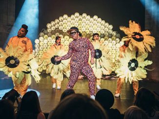 Edinburgh Fringe Hot Brown Honey - photo by David Monteith Hodge