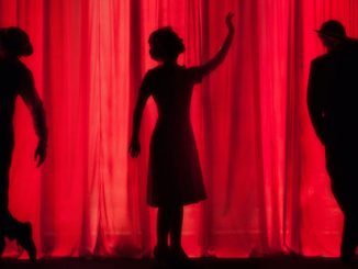 Performers-photo-by Kyle-Head on Unsplash