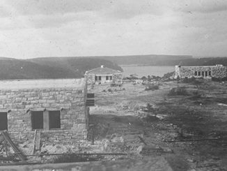 National-Library-of-Australia-View-of-Castlecrag-houses-under-construction-c1922