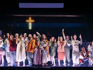 Victorian-Opera-HAPPY-END-photo-by-Jeff-Busby