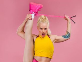 Lisa-Lottie-courtesy-of-Circus-Trick-Tease