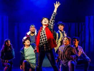 Salty-Theatre-Stranger-Sings-The-Parody-Musical-photo-by-Angel-Leggas -3-Fates-Media