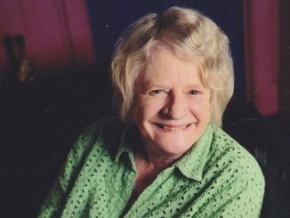 AAR-La-Mama-Liz-Jones