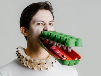 45DS-Spinning-Plates-The-Crocodile-photo-by-Jack-Dixon-Gunn