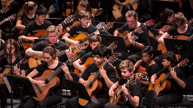 Adelaide-Guitar-Festival-Orchestra