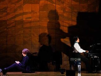 MV-Jennifer-Vultetic-and-Aura-Go-in Chopin’s-Piano-photo-by-Aaron-Francis