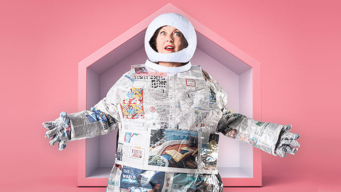 Baggage-Productions-Myra-In-Space-photo-by-Darren-Gill