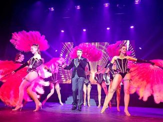 Club-Vegas-Jonathan-Guthrie-Jones-and-Dancers