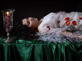 Ramak-Bamzar-Scene-3-from-the-series-Pro-Femina