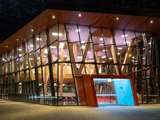 Gippsland-Performing-Arts-Centre-Traralgon-at-night