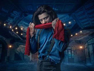 Maxwell Simon stars in The Grinning Man