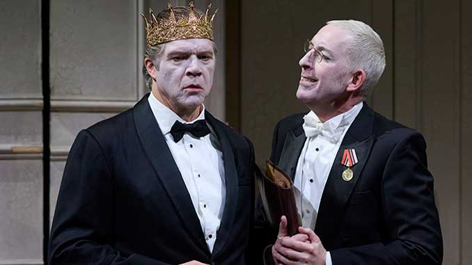 Opera Australia Hamlet Rod Gilfry as Claudius and Kanen Breen as Polonius in Hamlet photo by Keith Saunders