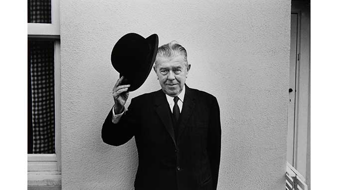 AAR Duane Michals Magritte tipping hat 1965 Duane Michals Courtesy of DC Moore Gallery New York