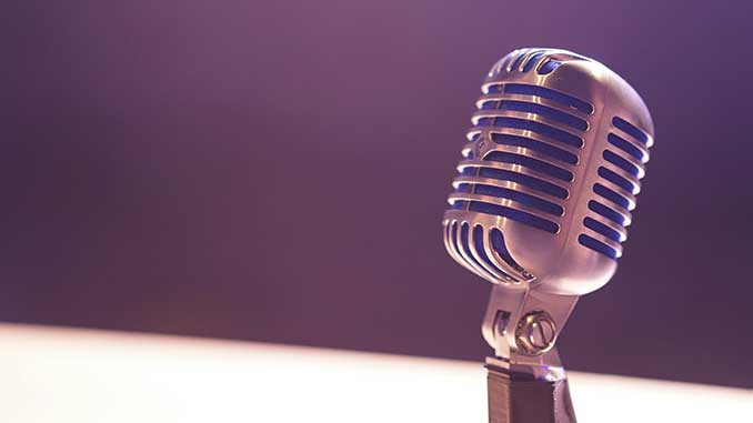 Microphone Matt Botsford on Unsplash