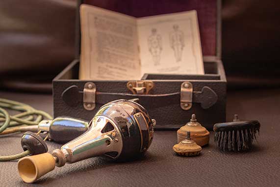 Antique 1915 medicinal electrical vibrator body massager