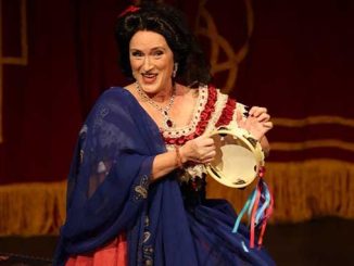 Canta Viva Operas Bad Girl Sarahlouise Owens photo by Sabine Friedrich