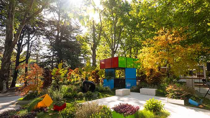 MIFGS Straightcurve Breaking Free - Bayley LuuTomes Design & Bespoke Landscapes