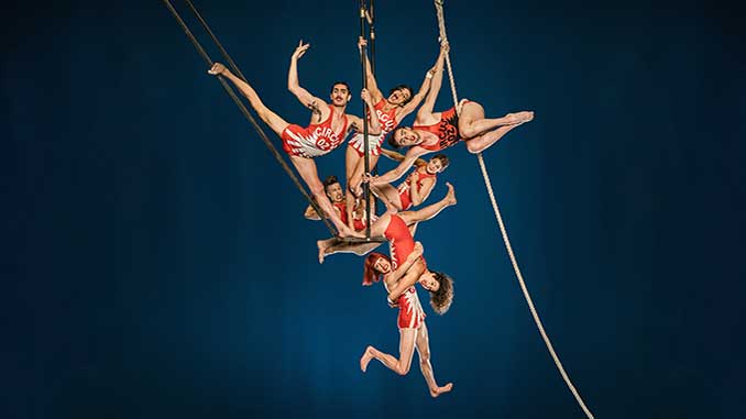 The Cast of Circus Oz Non Stop