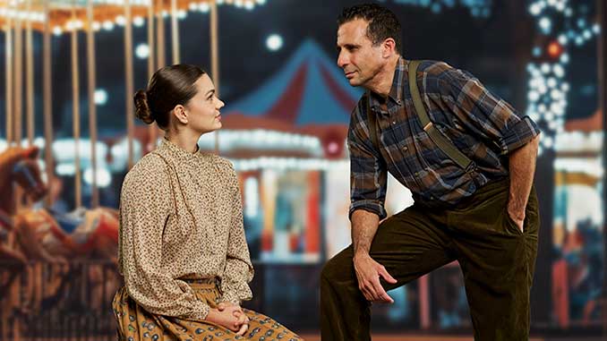 Pippa Luscombe and Simon Militano star in Carousel In Concert