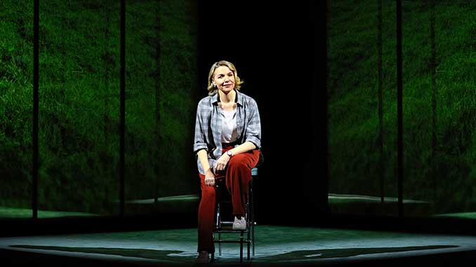STC Justine Clarke in JULIA photo by Prudence Upton